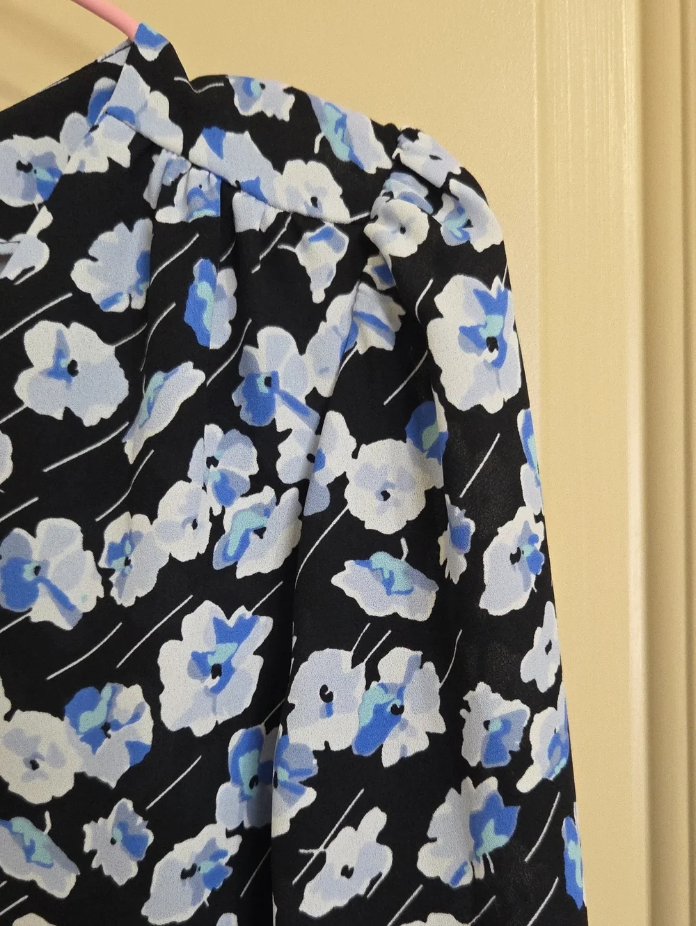 J. Crew Women's Black Floral V-Neck Long-Sleeve Blouse - Blue & White Floral